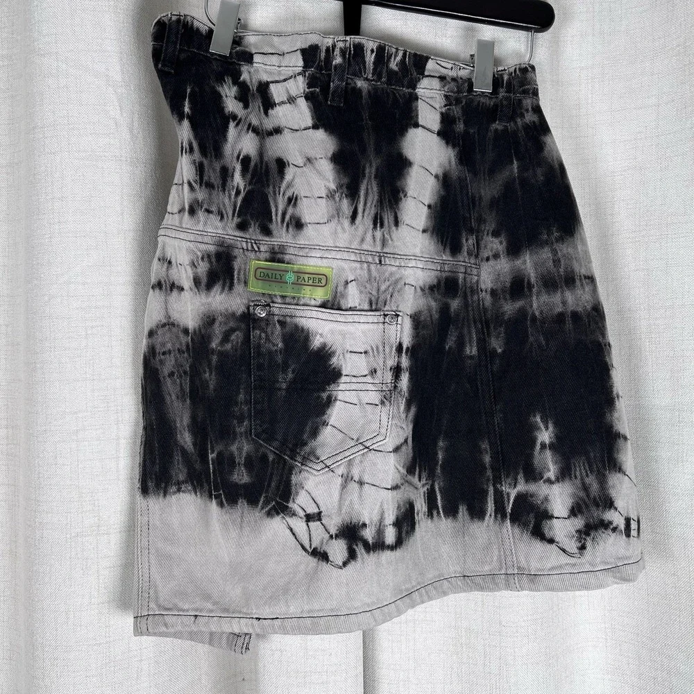 NEW! Daily Paper Huna Tie Dye Denim Skirt Shibori Black Grey Small Punk Grunge - Picture 7 of 13